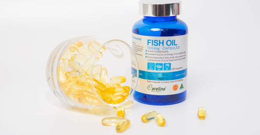 Labo Nutrition Vessels Clear supplement bottle on a clean white background, showcasing the label and capsules for a circulation support review.