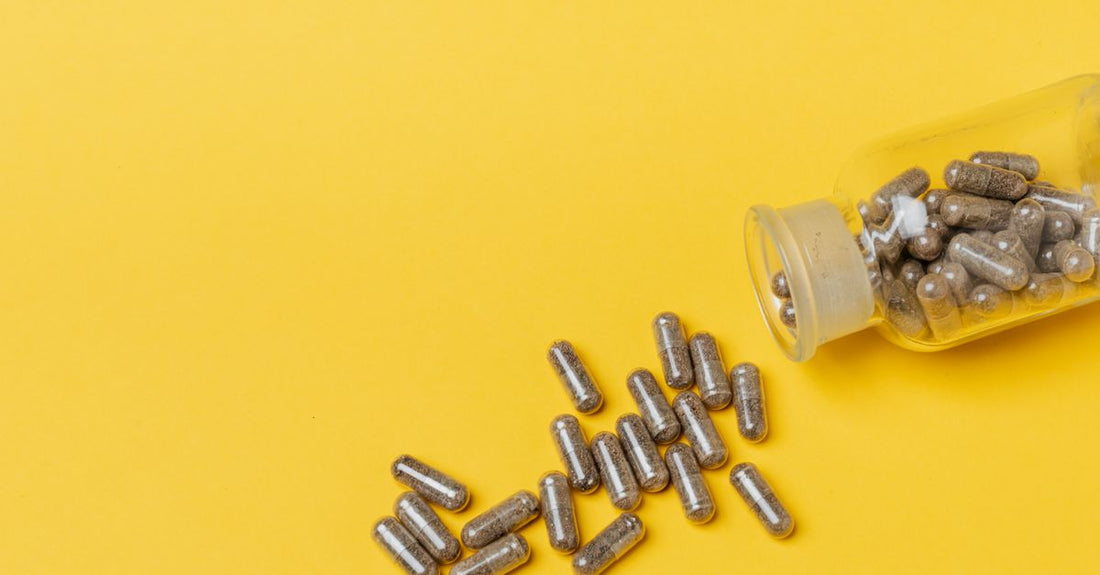 Bottle of DaVinci Labs Vitamin D3 5000 IU capsules on a white background, showcasing the DaVinci Labs vitamin D3 5000 IU benefits for bone and immune health.