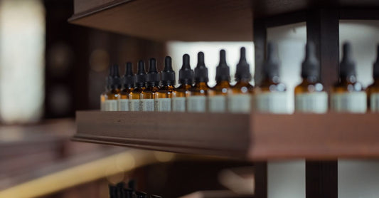 Health products guide tips: assorted vitamin supplement bottles on a shelf