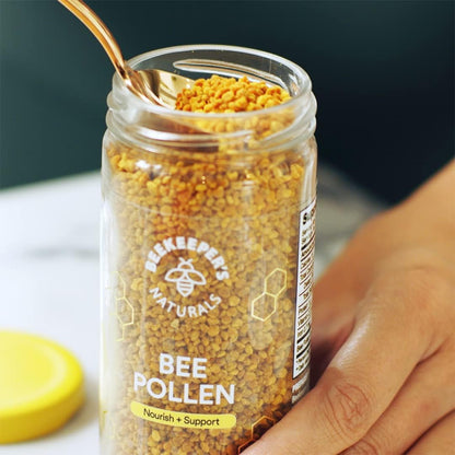Beekeeper's Naturals - 100% Raw Bee Pollen Granules, Naturally Preserved Enzymes, Source of Vitamin B, Minerals, Amino Acids & Protein - Paleo & Keto Friendly, Gluten-free (5.2 oz)
