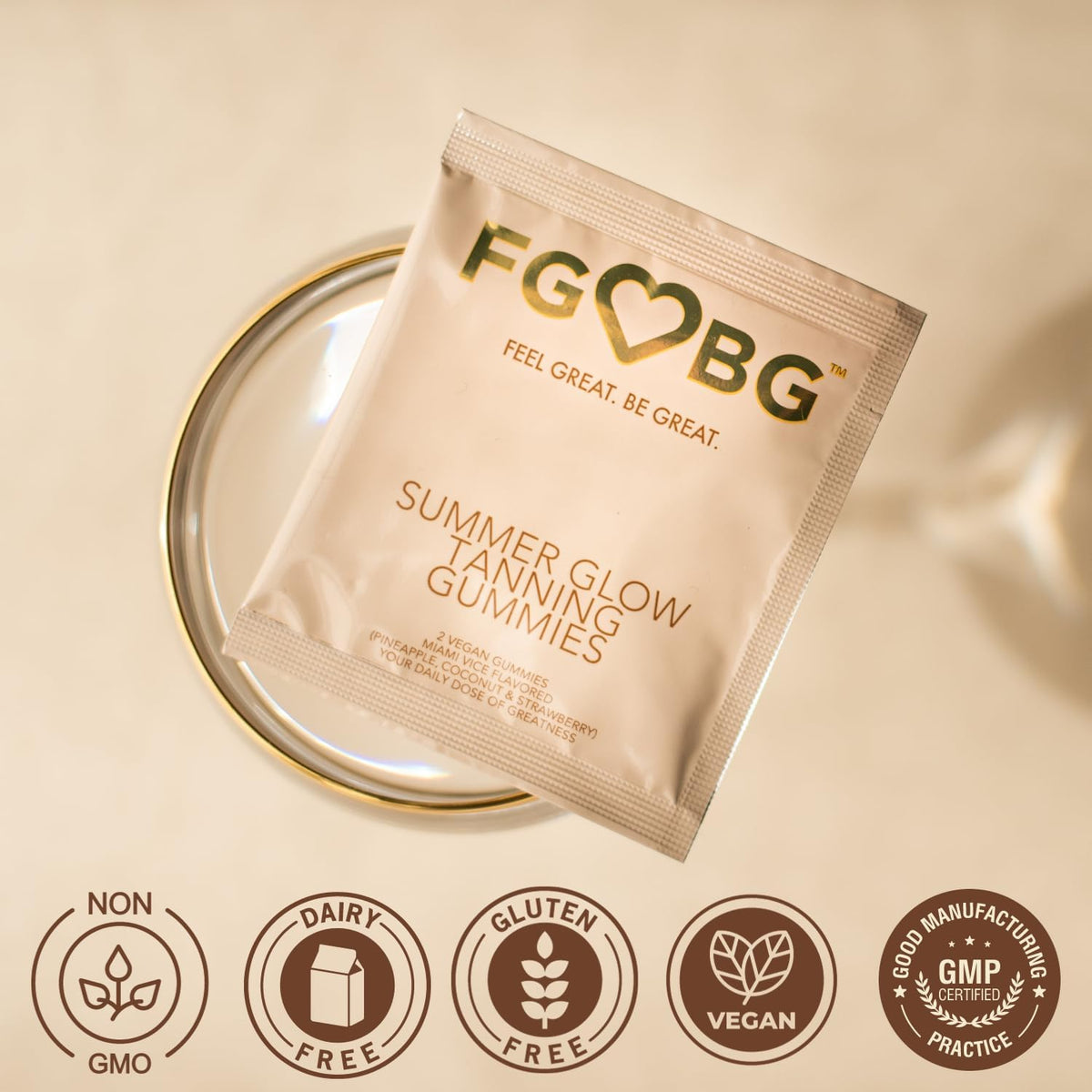 Summer Glow Tanning Gummies - Miami Vice Flavour - Pineapple, Coconut, & Strawberry - Vegan - Gluten-Free - Dairy-Free - Natural Ingredients - Essential Nutrients - Travel Size - 30-Day Supply - görsel 3