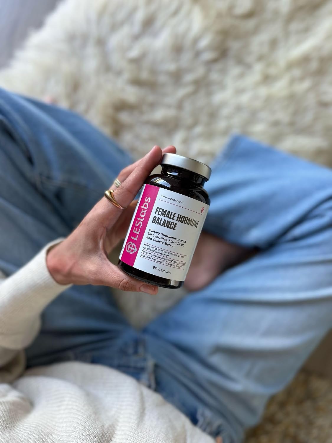LES Labs Female Hormone Balance Supplement - Hormone Support for Women with Inositol, DIM, Vitex, Chaste Tree, Vitamin B6 and Folate, Menstrual Cycle and Fertility Support, 90 Capsules, Non-GMO - görsel 6