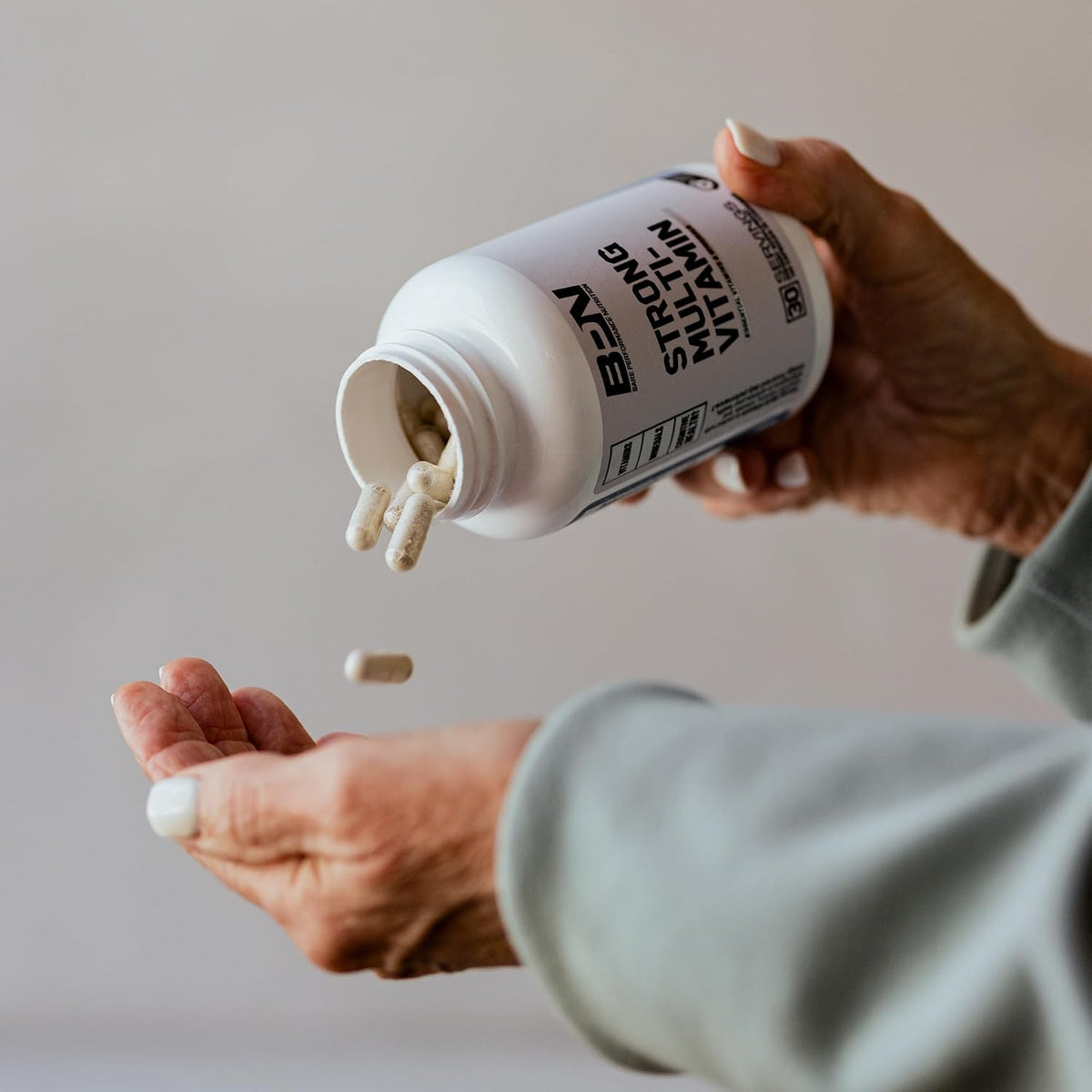 BPN Strong Multivitamin – Foundational Health with Adaptogens - görsel 6
