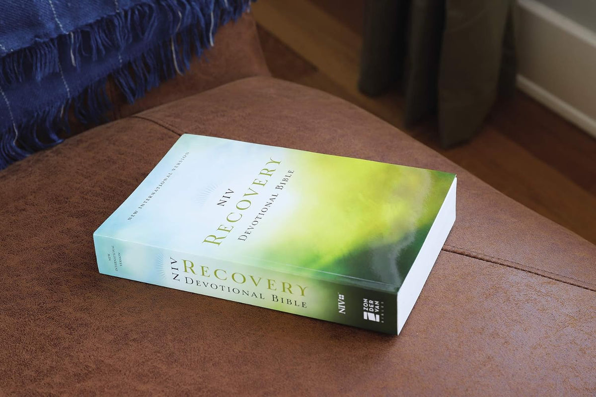 NIV, Recovery Devotional Bible, Paperback - görsel 2